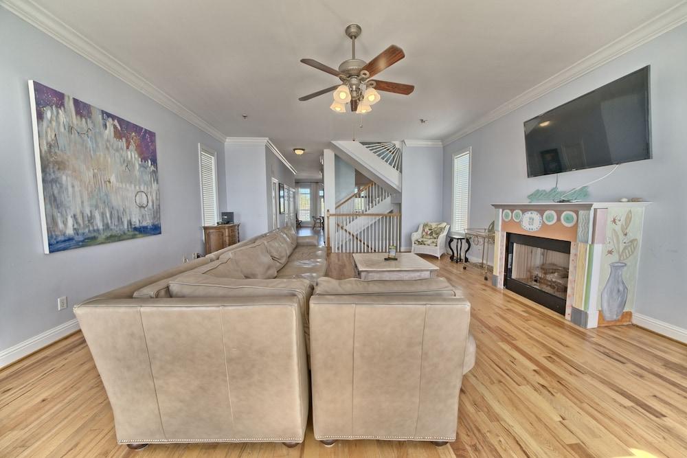 Pineapple Villas on Laguna Beach photo 62