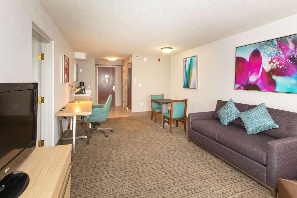 Hilton Garden Inn Jacksonville Airport photo 34