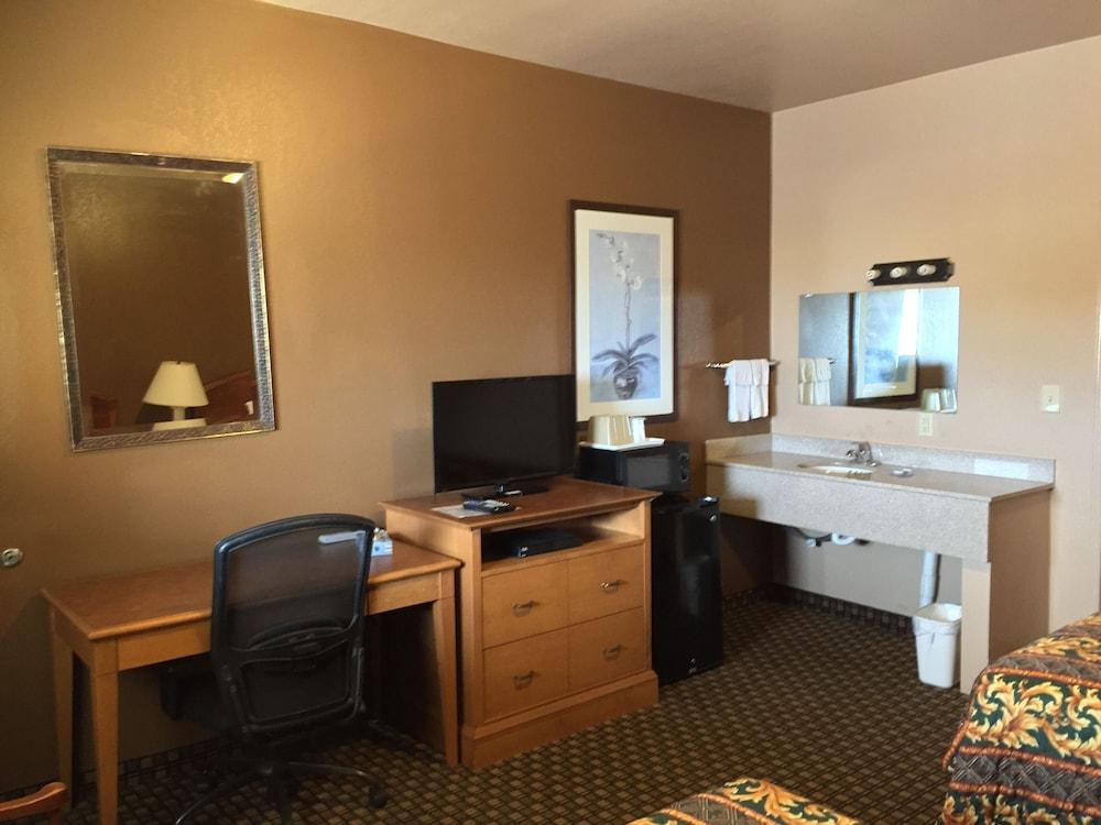 Coahoma Inn photo 17