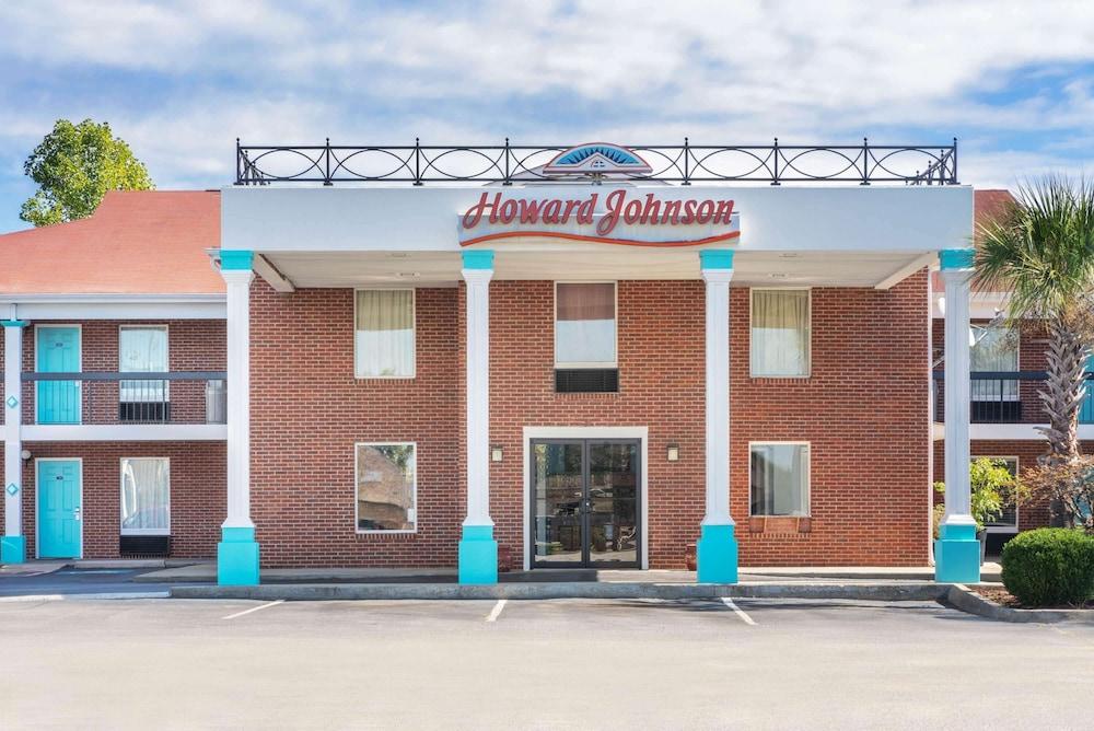 Howard Johnson by Wyndham Aiken photo 1