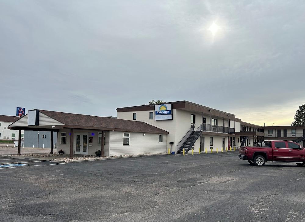 Days Inn by Wyndham Wheatland photo 20