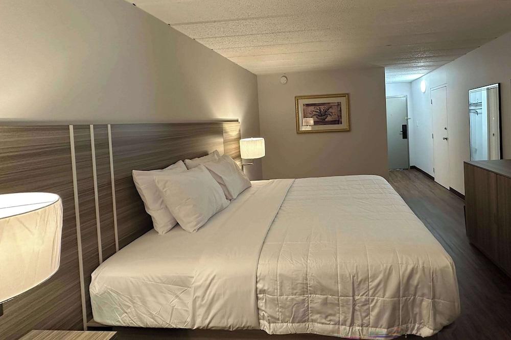 Baymont by Wyndham Milesburg photo 1