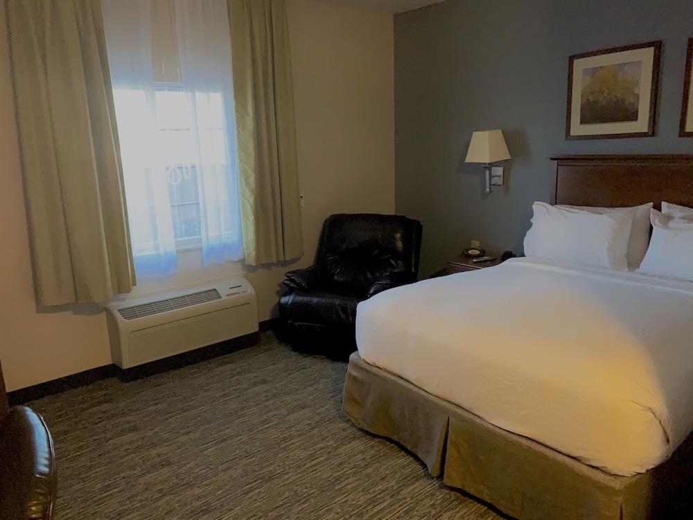 Candlewood Suites Augusta by IHG photo 3