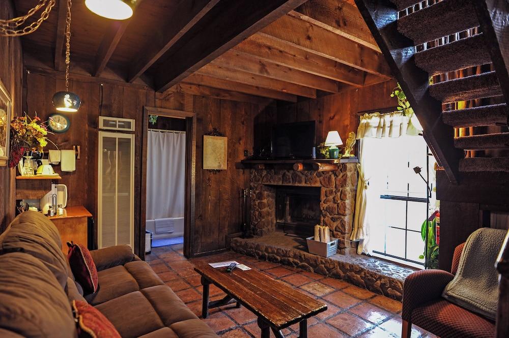 Bear Creek Motel And Cabins photo 29