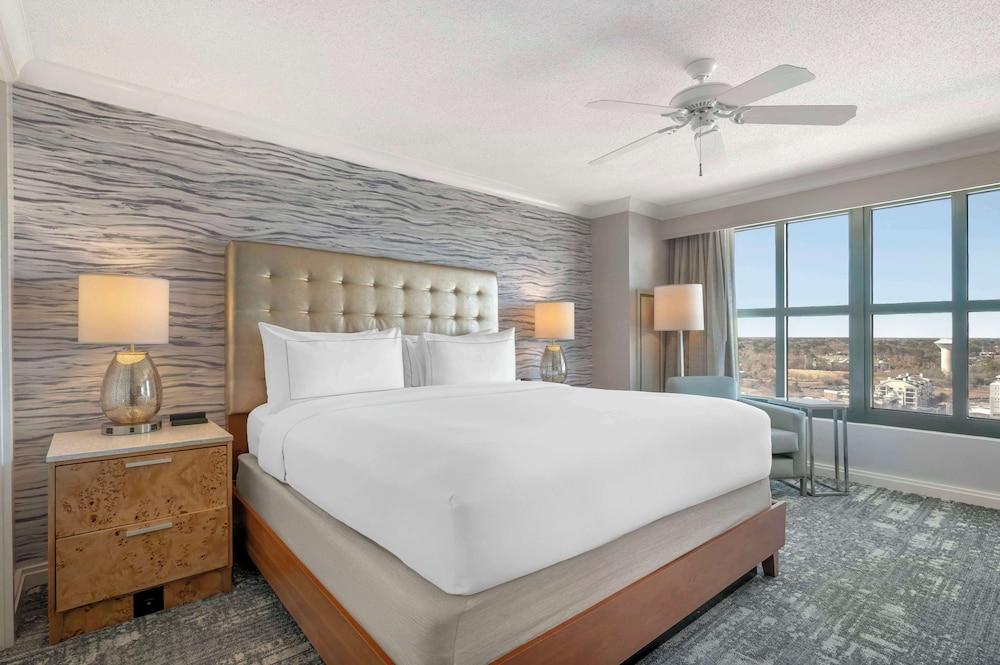 Hilton Virginia Beach Oceanfront photo 72