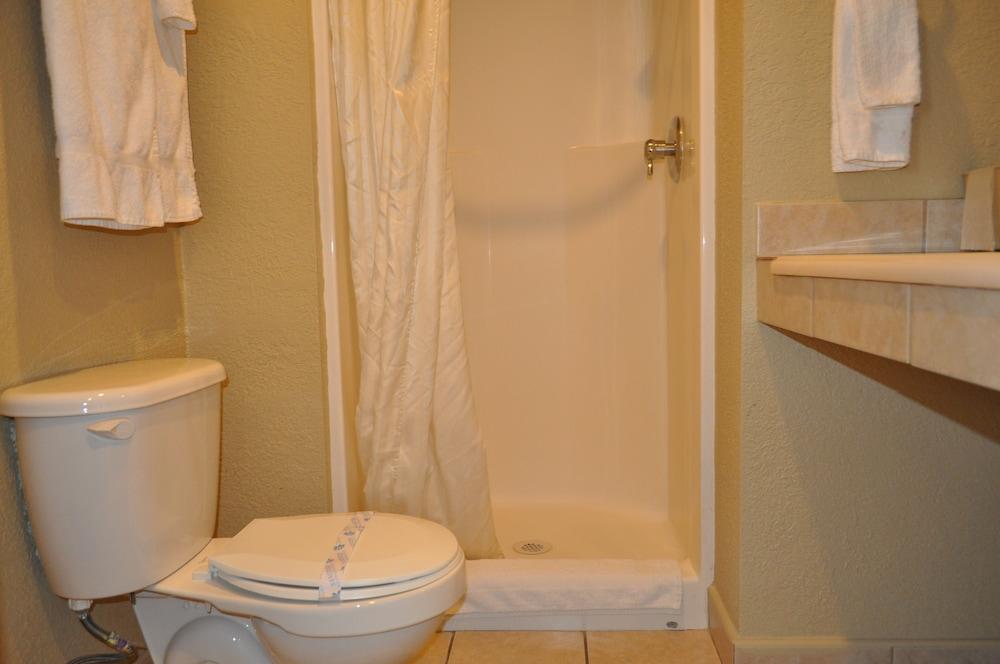 Santa Cruz Inn Riverside photo 15