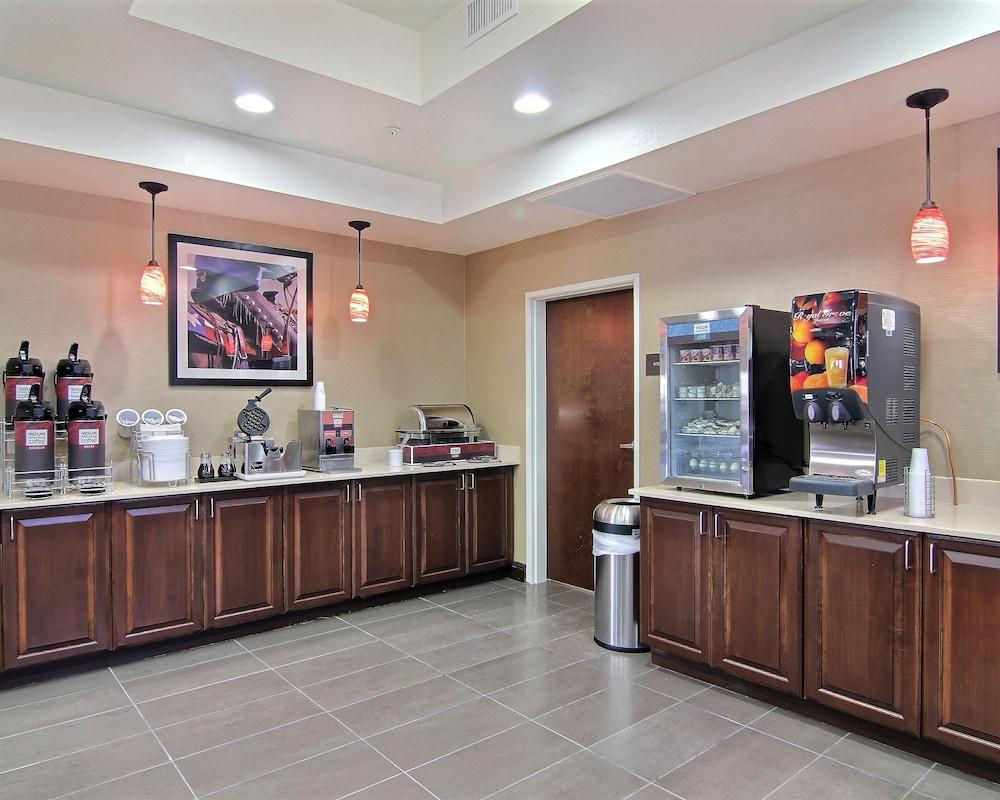Comfort Inn Midland South I-20 photo 46
