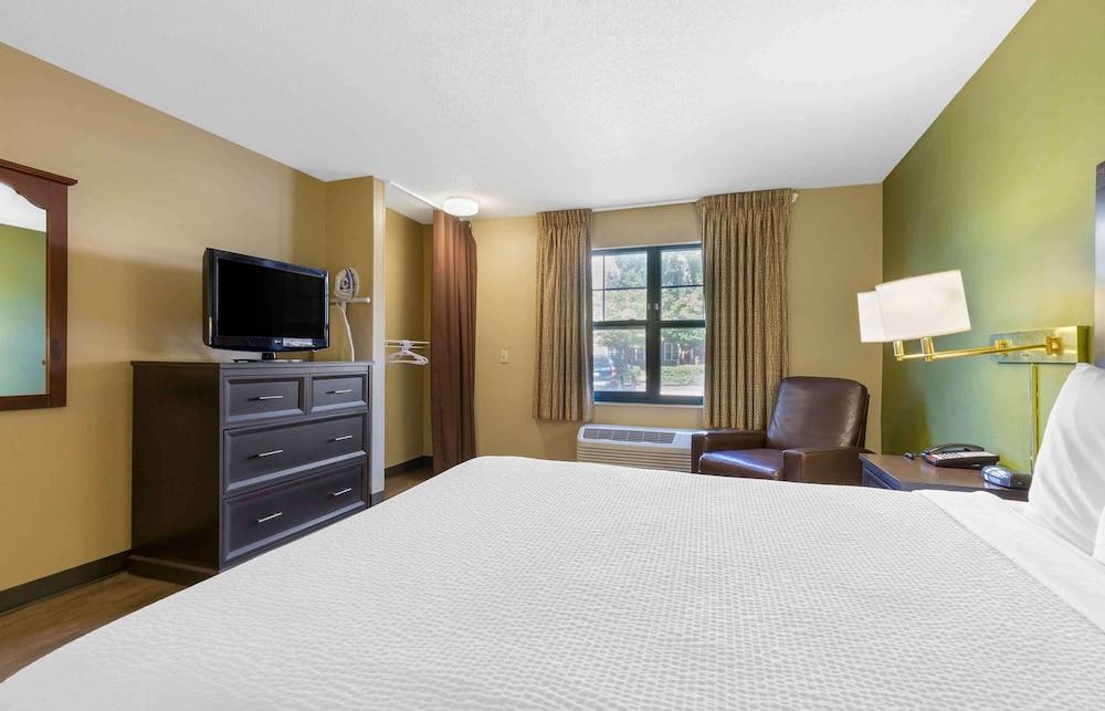 Extended Stay America Suites Washington DC Chantilly Dulles photo 6