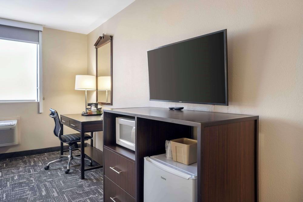 Best Western Post Inn photo 33