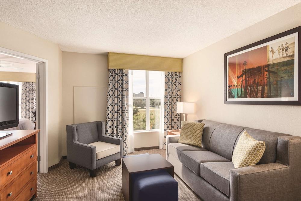 Homewood Suites by Hilton Orlando-International Drive/Convention Center photo 7