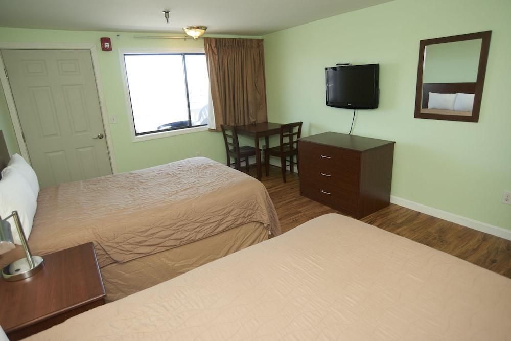 Marguerite Motel photo 22