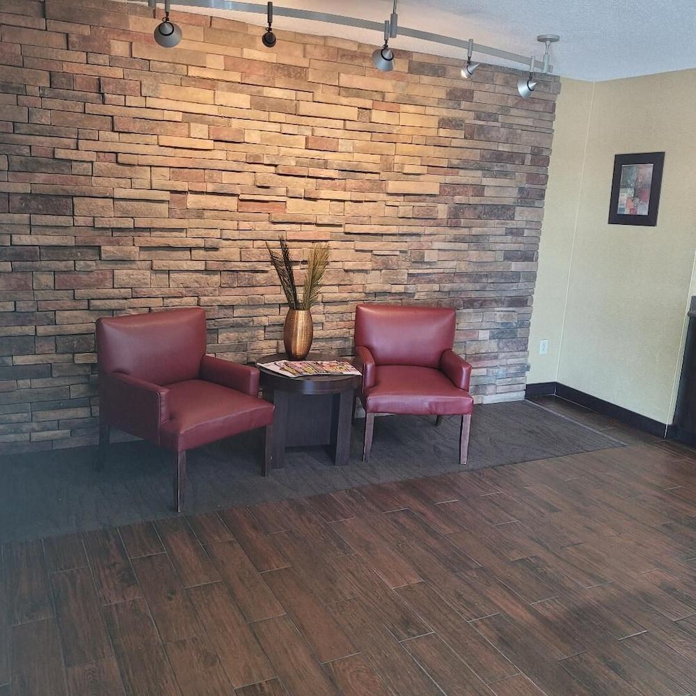 Red Oak Inn Detroit - Southfield photo 4