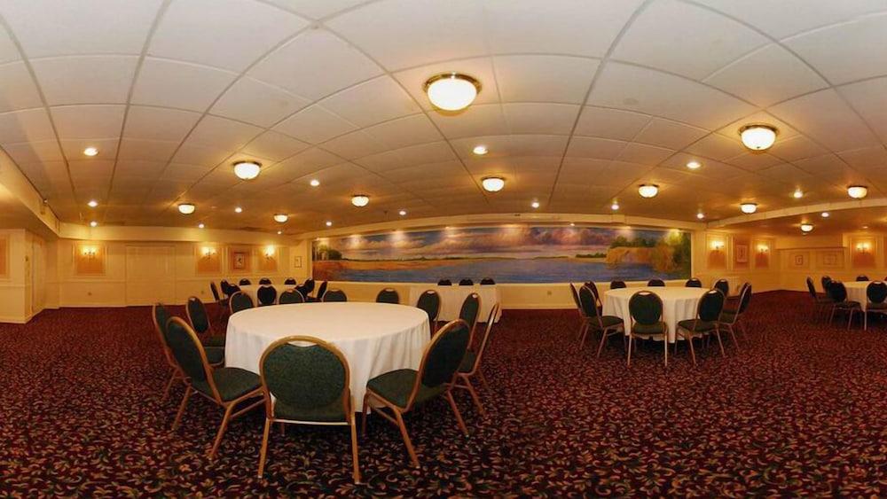 Quality Inn Bourne - Cape Cod photo 17
