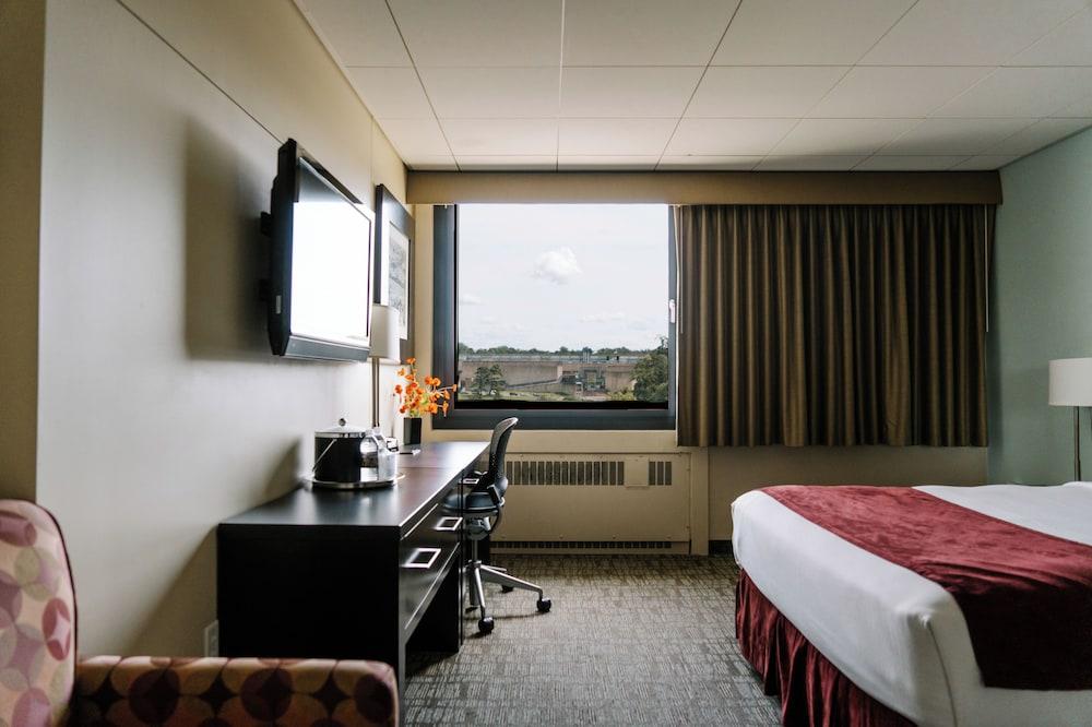 Hotel UMass photo 31