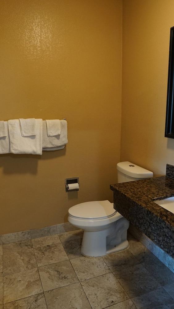 Budget Inn photo 22