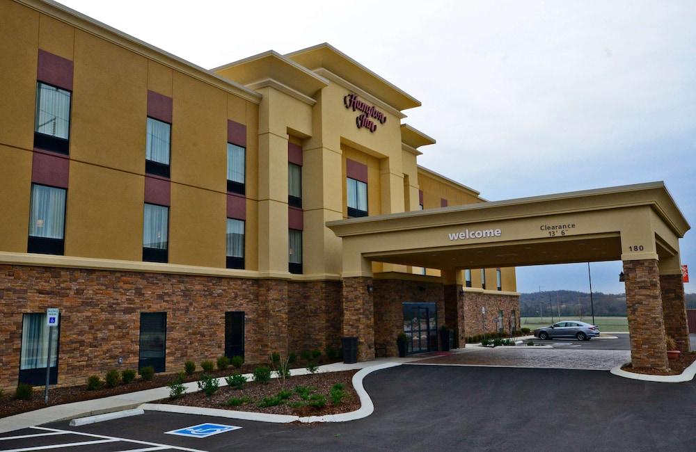 Hampton Inn Pulaski photo 1
