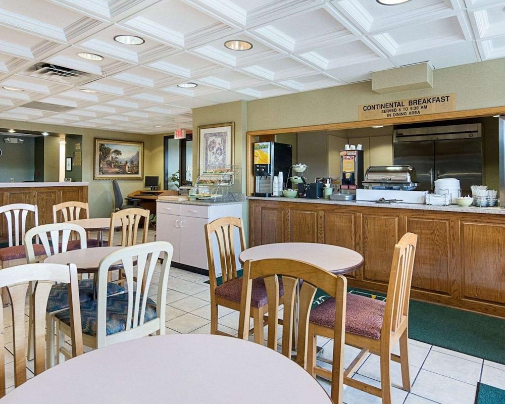 Quality Inn & Suites Franklin photo 23