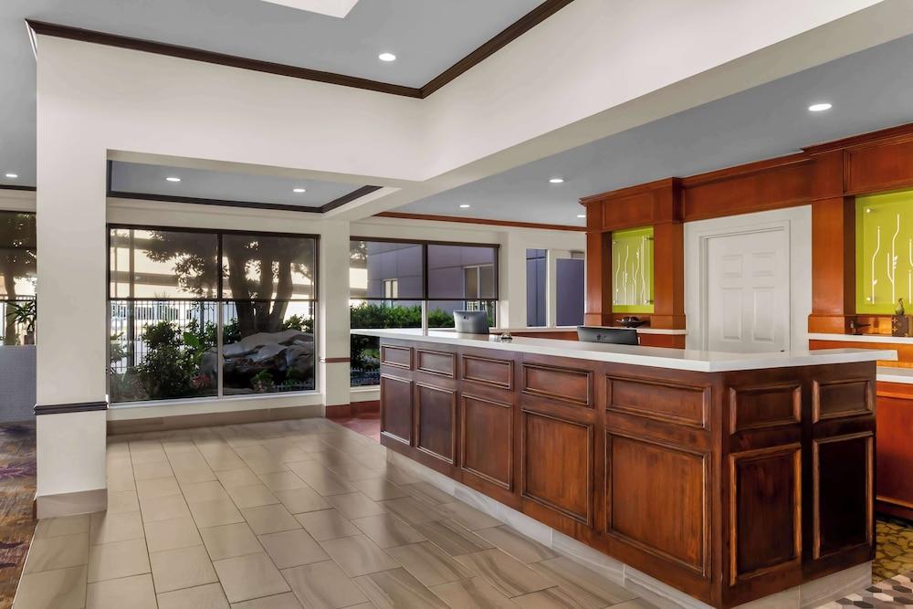 ACP Hotel Houston Westchase, MOD Collection by Sonesta photo 3