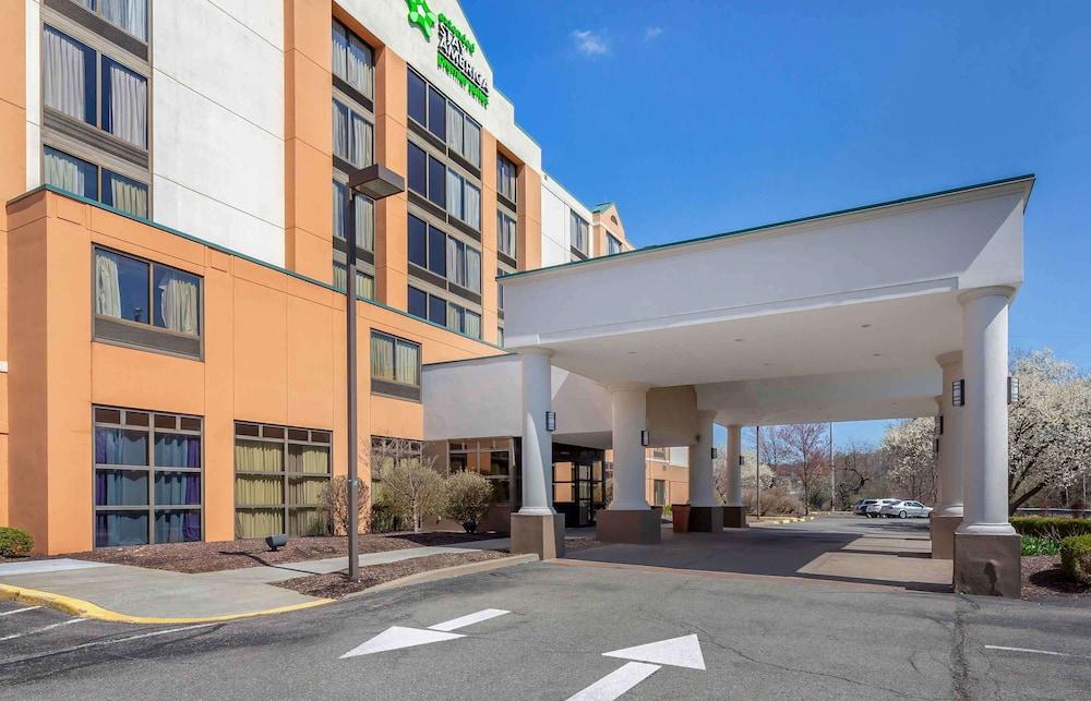 Extended Stay America Premier Suites Pittsburgh Cranberry To photo 24