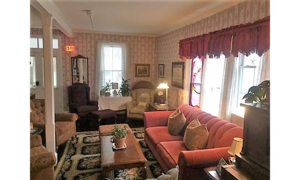 Bath Avenue House photo 15