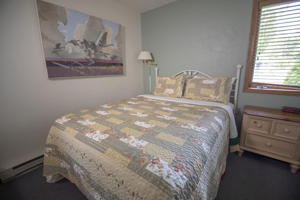 Ridges Inn & Suites photo 78