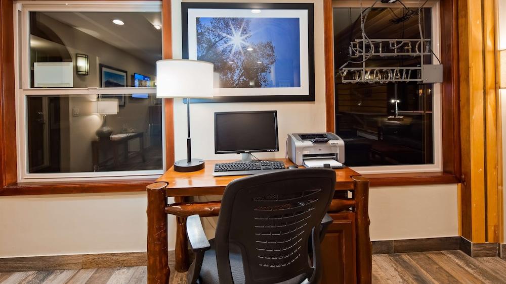 Best Western Ptarmigan Lodge photo 4