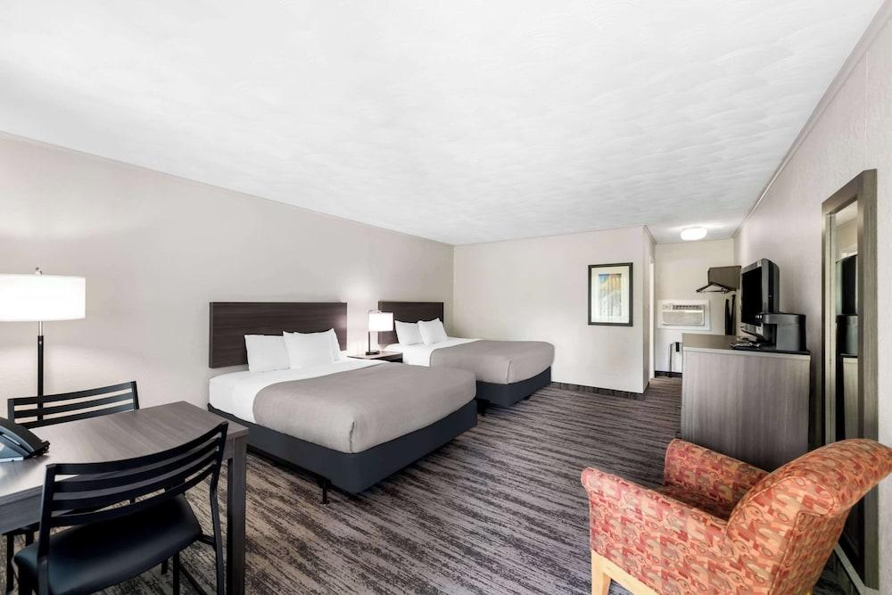 Quality Inn & Suites Munising photo 11