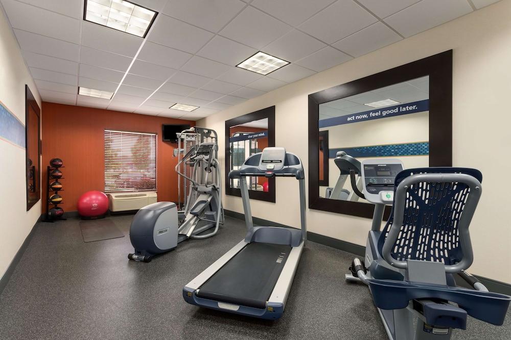 Hampton Inn Belle Vernon photo 12