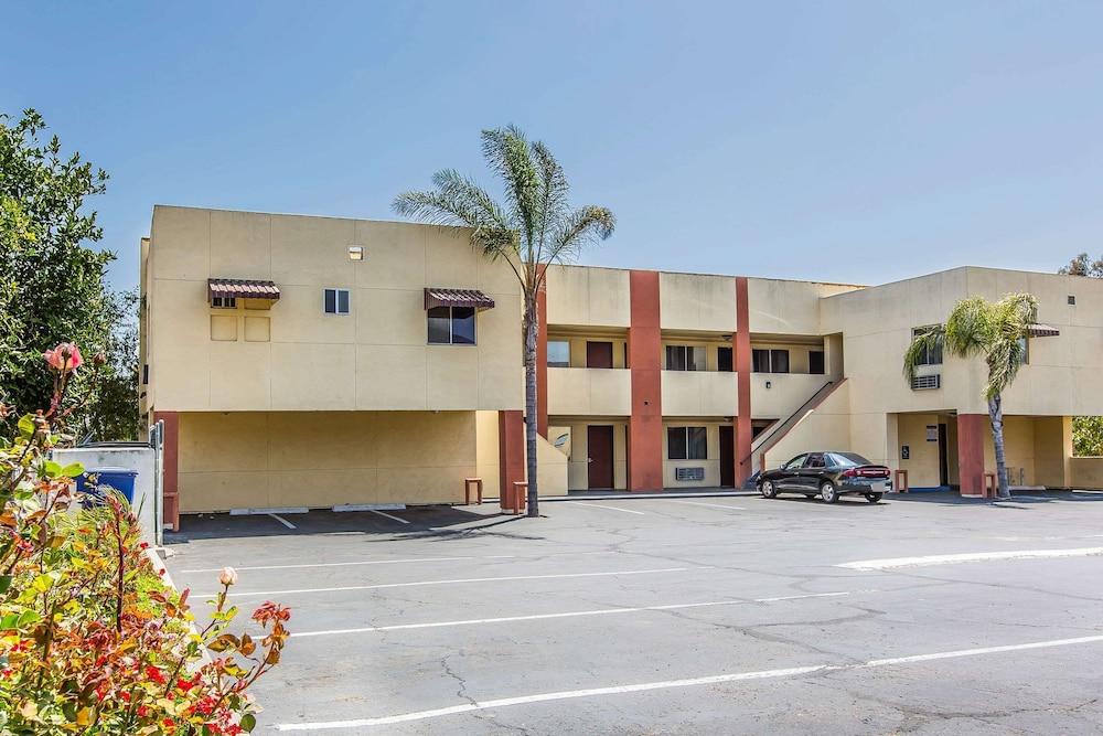 Rodeway Inn Ventura Midtown photo 35