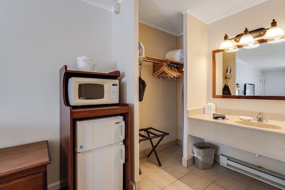 Oceanus Motel photo 15