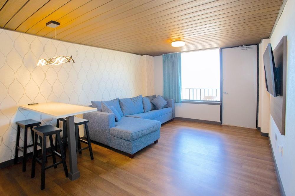 The Barclay Towers Resort Hotel photo 19