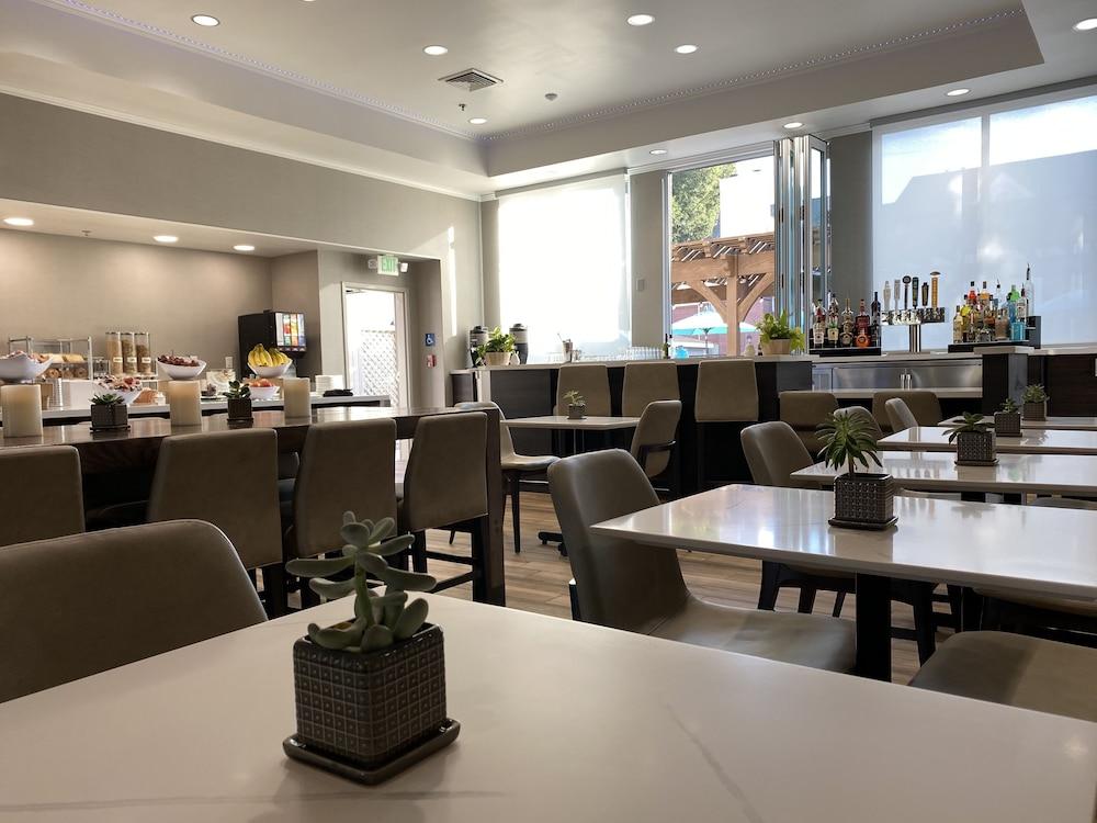 Residence Inn by Marriott Sacramento Airport Natomas photo 14