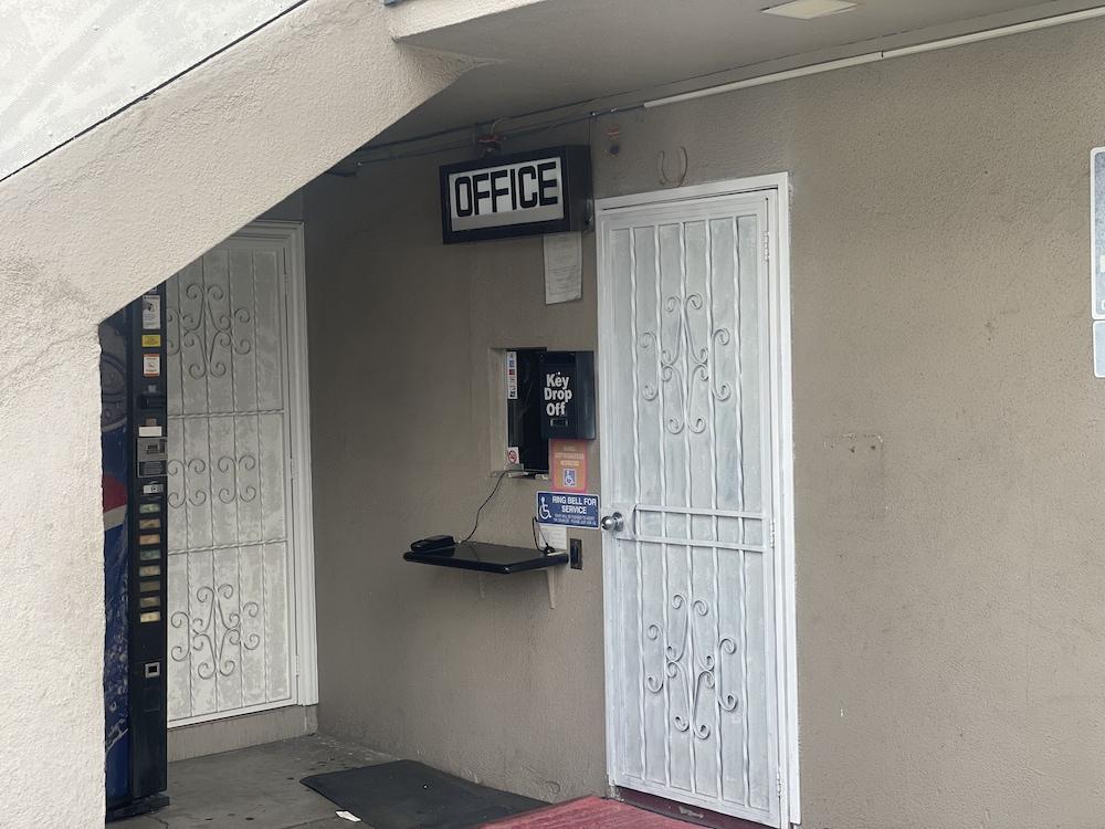 Bob's Motel photo 1