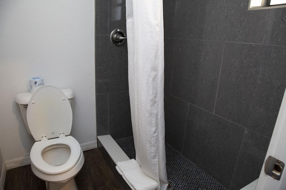 Dream Inn photo 72