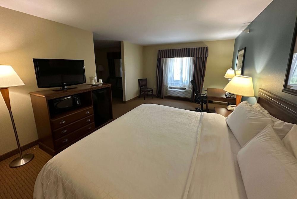 Wingate by Wyndham Newell photo 41