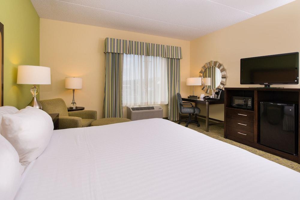Holiday Inn Express Hotel and Suites Scranton by IHG photo 26