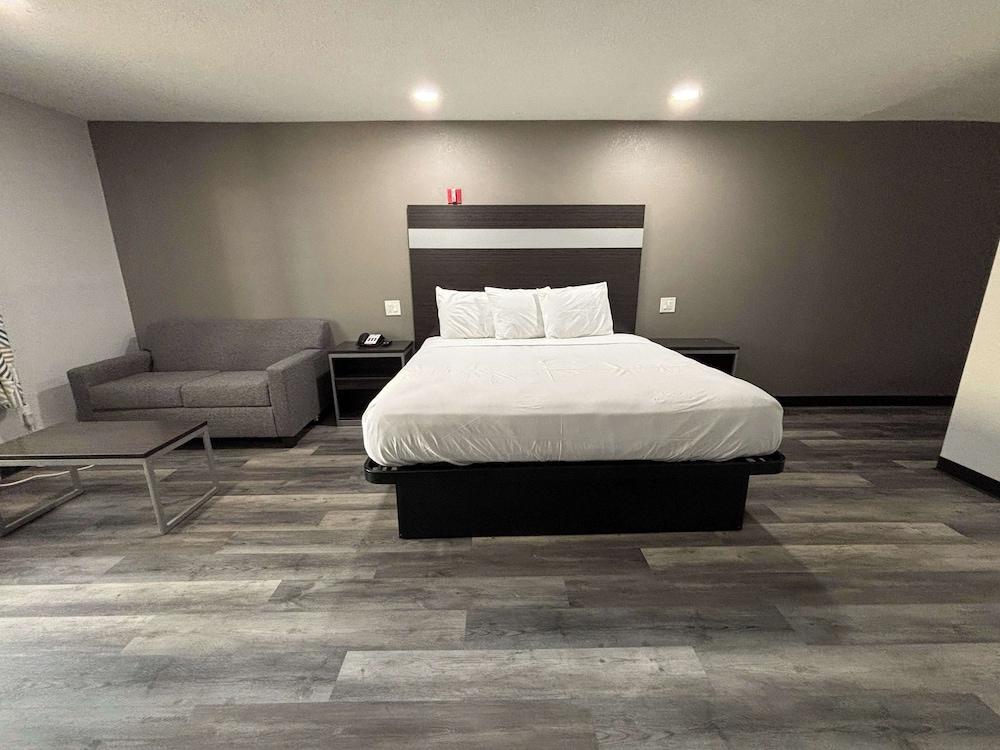 Motel 6 La Porte, TX photo 6