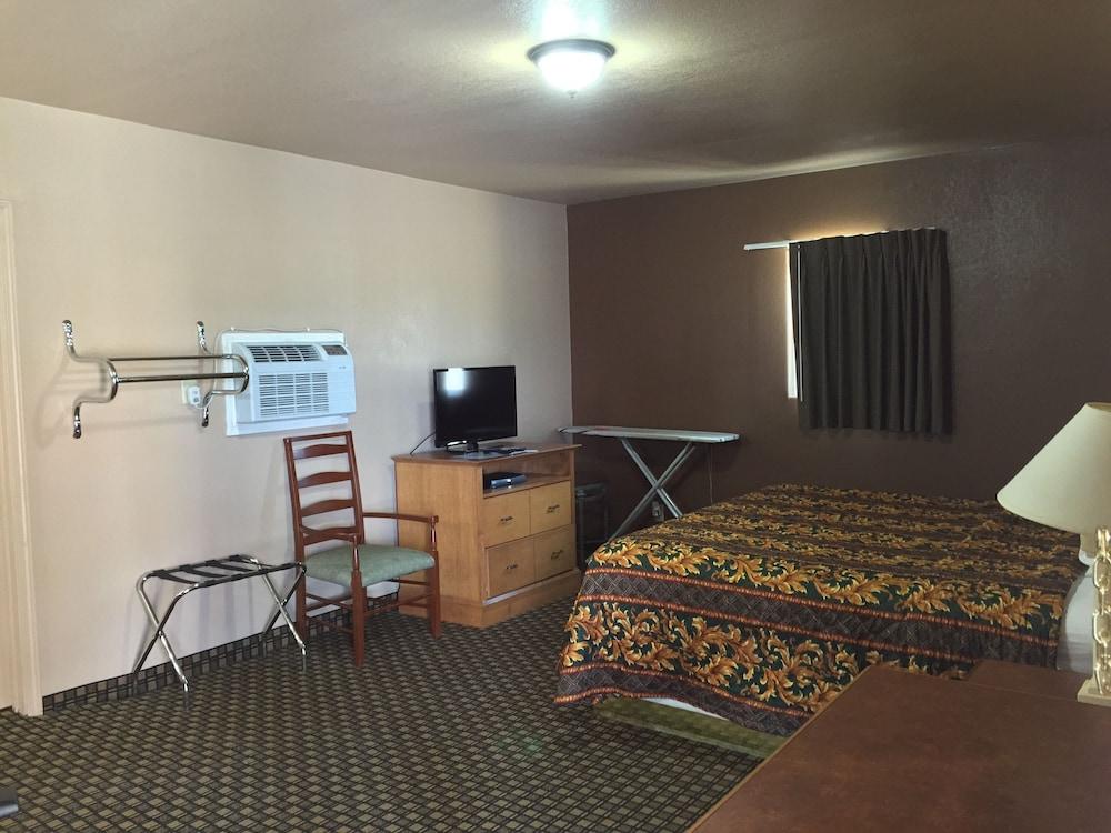 Coahoma Inn photo 24