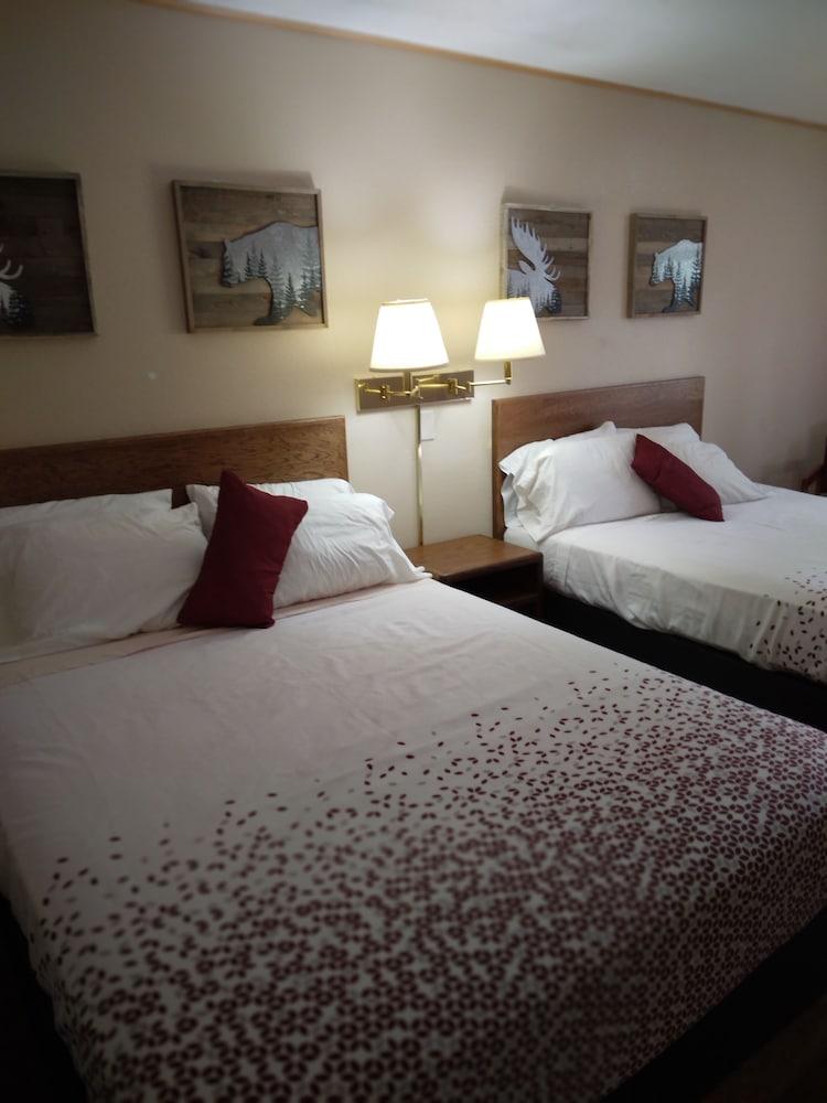 Northwoods Motels photo 5
