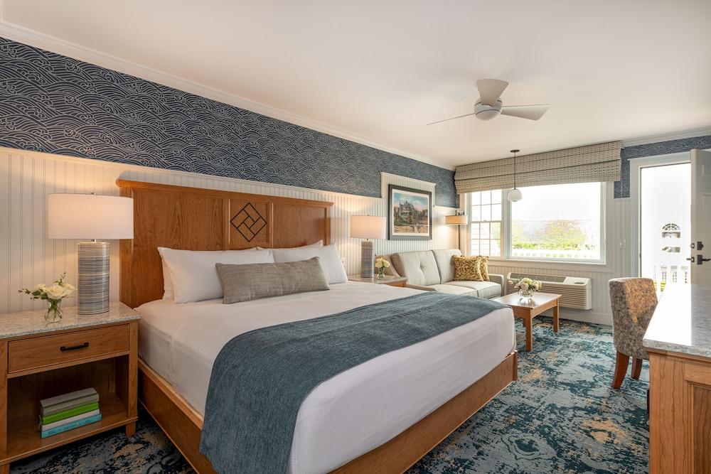 Bar Harbor Inn photo 16