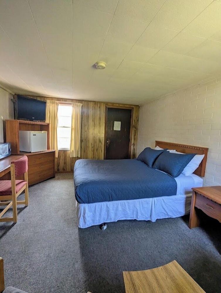Cool City Motel photo 18