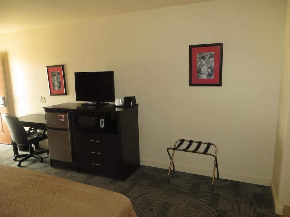 Kenedy Country Inn photo 21