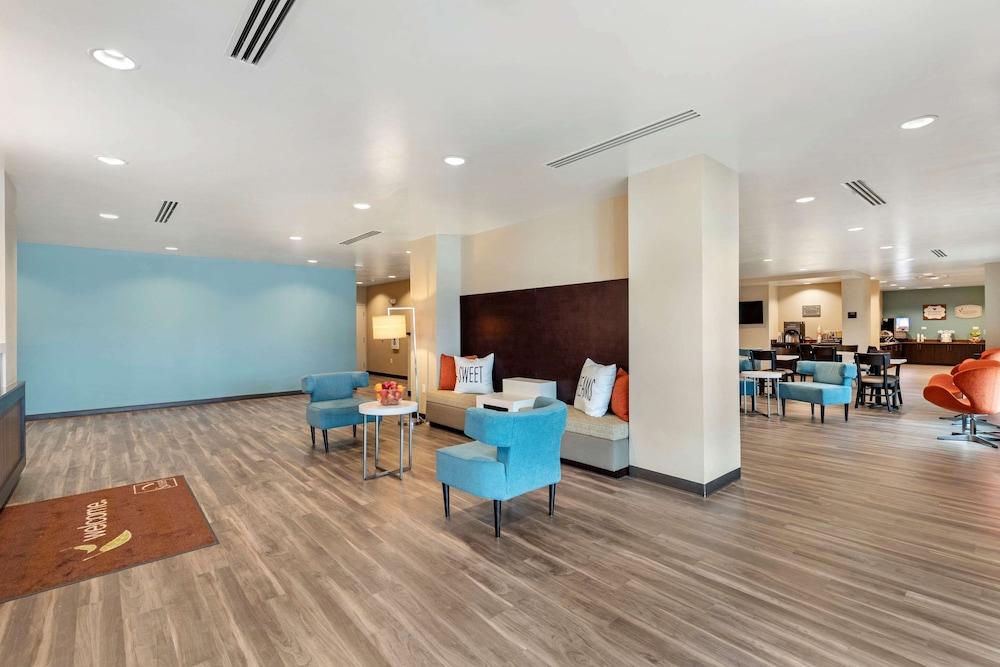 MainStay Suites Lancaster Dallas South photo 4