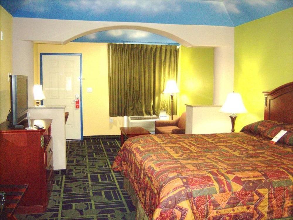 Regency Inn photo 23