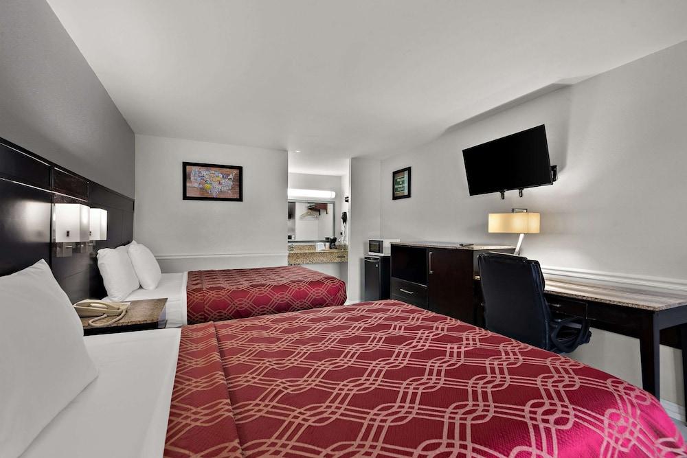 Econo Lodge Princess Anne photo 21