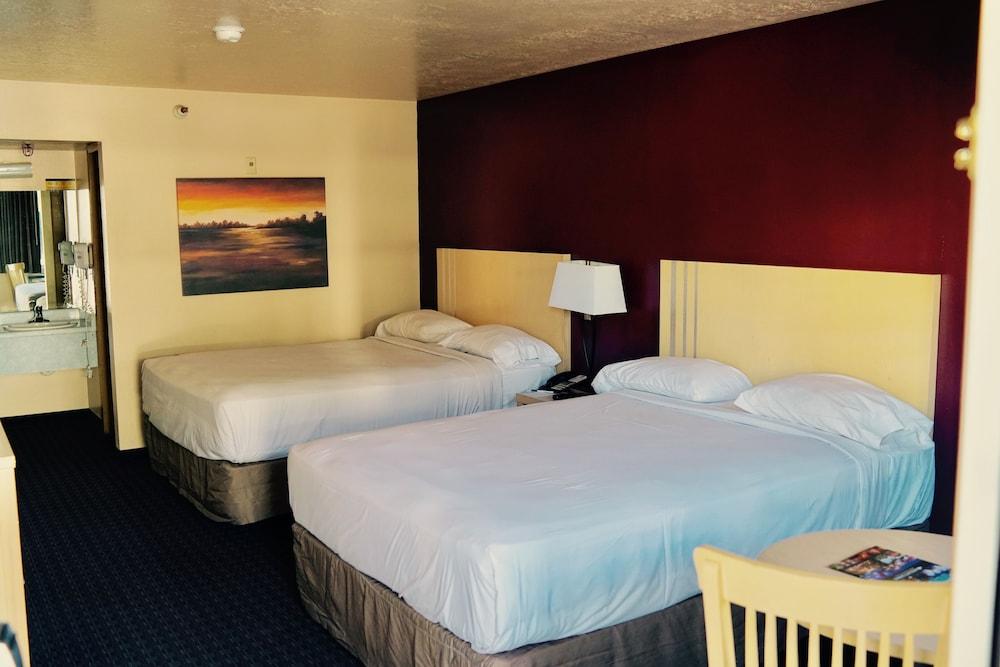Virgin River Hotel and Casino photo 6
