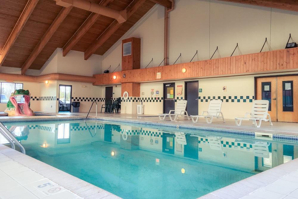 White Oak Inn & Suites photo 19