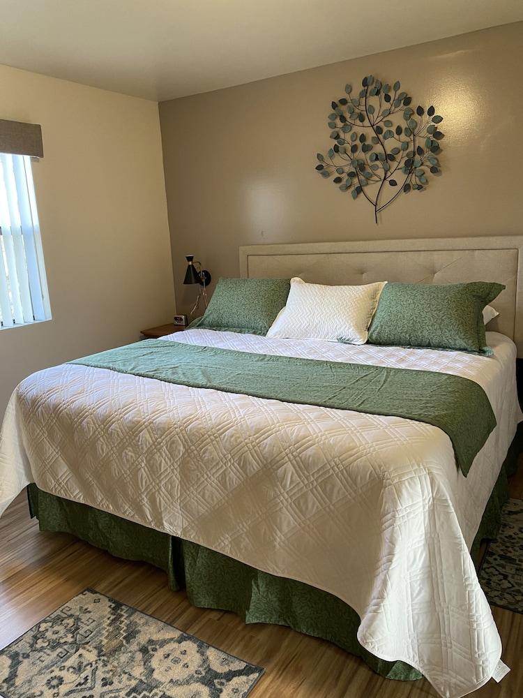 Affordable Corporate Suites - Lanford photo 33