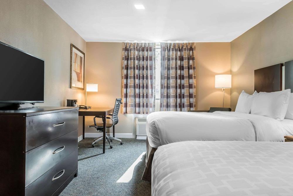 Clarion Inn Belle Vernon photo 20