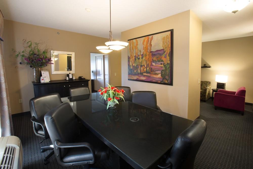 Holiday Inn Hotel & Suites St. Paul NE - Lake Elmo by IHG photo 29